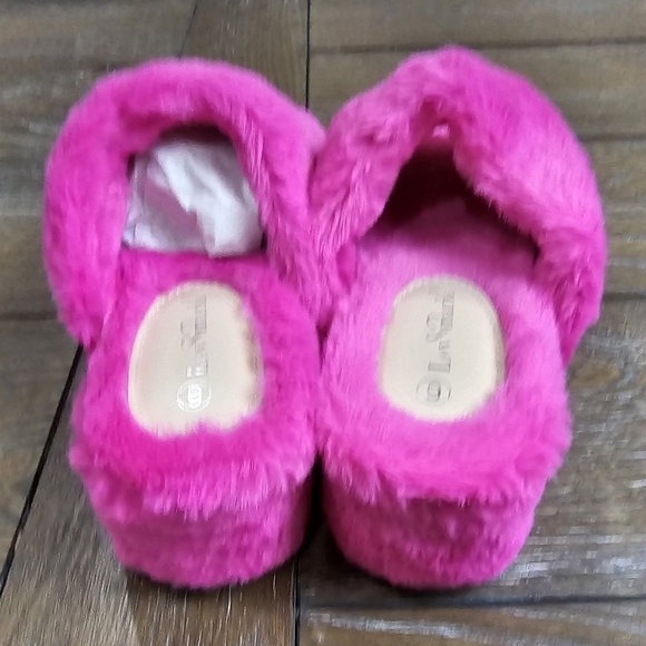 Lov Mark "The Jasmin Slipper" - Picture 4 of 10